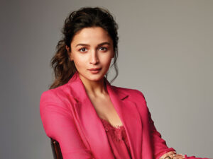 Netizens sends birthday wishes to Alia Bhatt