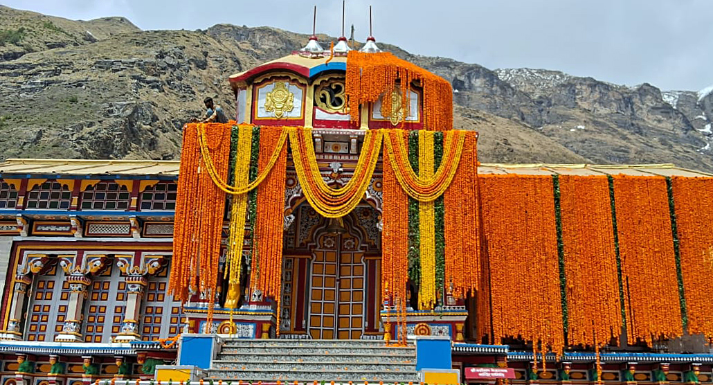 A view of decorated Kedarnath Temple