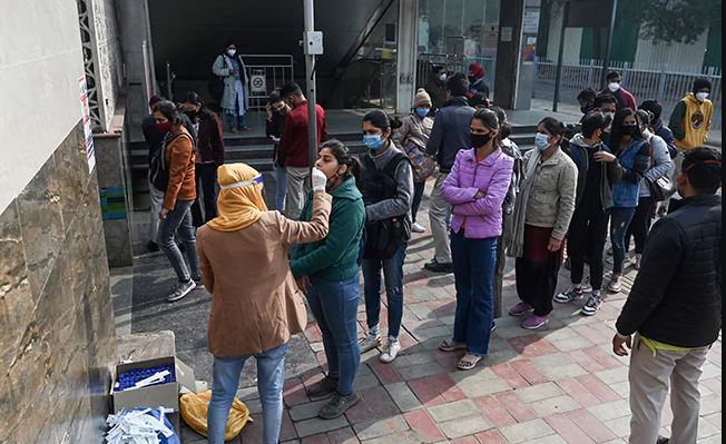 Wear mask, avoid public places to stem Covid pace: Delhi Minister urges people