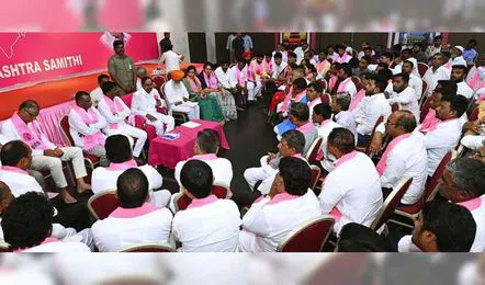 K Chandrasekhar Rao meets Maharashtra leaders (Farmers Association)