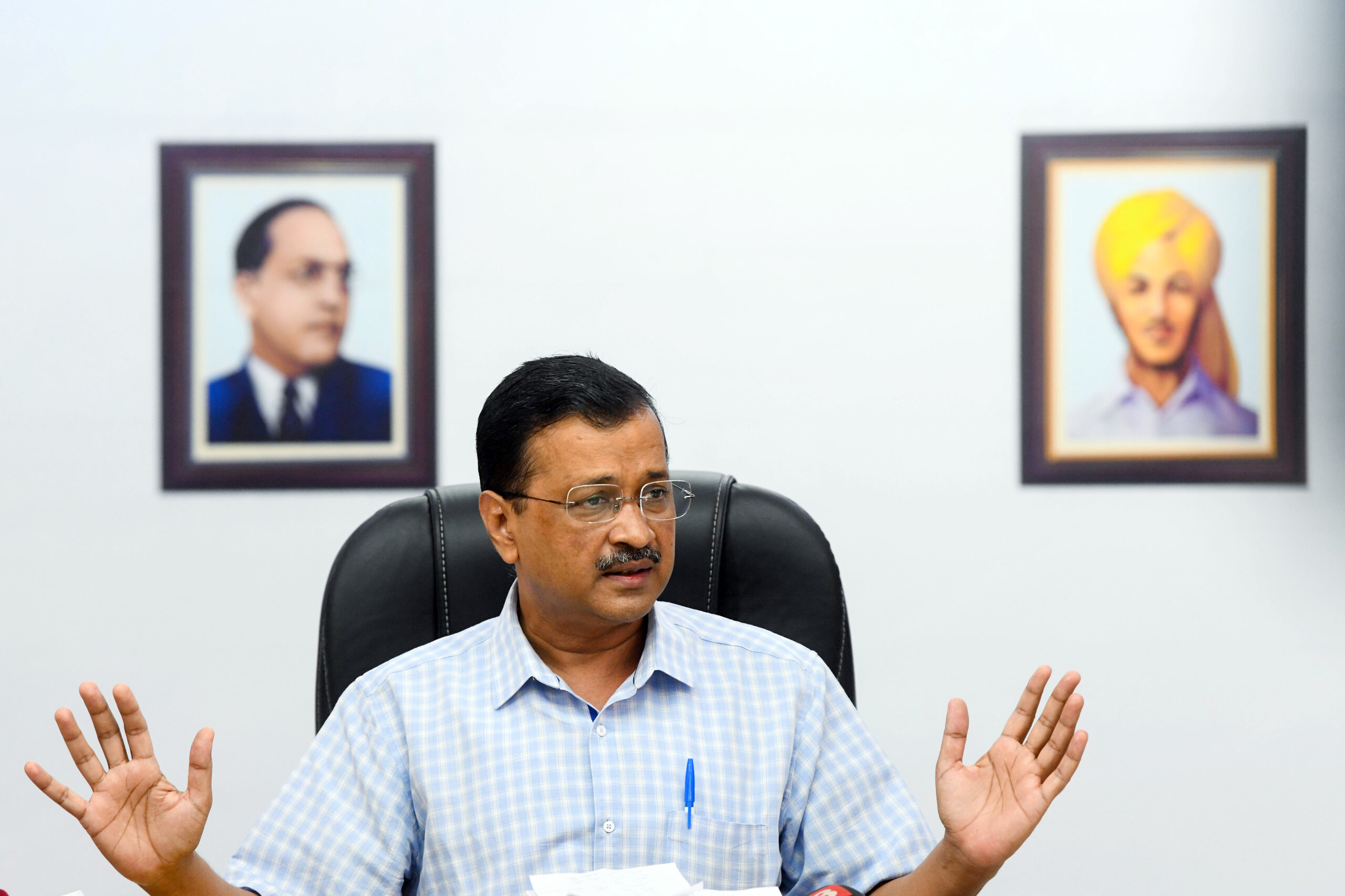 Gujarat HC to hear Kejriwal’s plea for a review petition regarding PM Modi’s degree