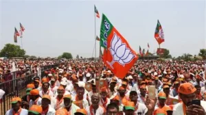 Karnataka: Pre-poll blues strike BJP as Lingayat leaders jettison party