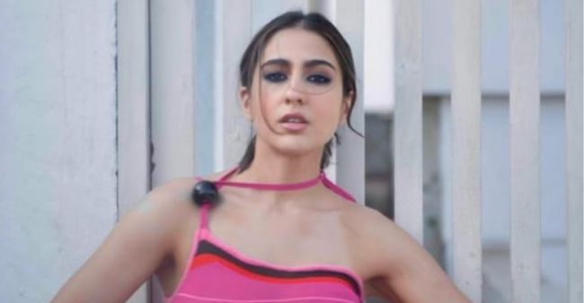 Sara Ali Khan Offers Prayers At Ujjain’s Mahakal Temple