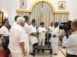 Governor Thaawarchand Gehlot invites Siddaramaiah to take oath as Karnataka CM on May 20