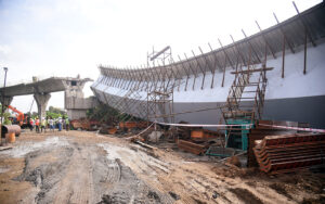 8 injured as flyover slab collapses in LB Nagar in Hyderabad