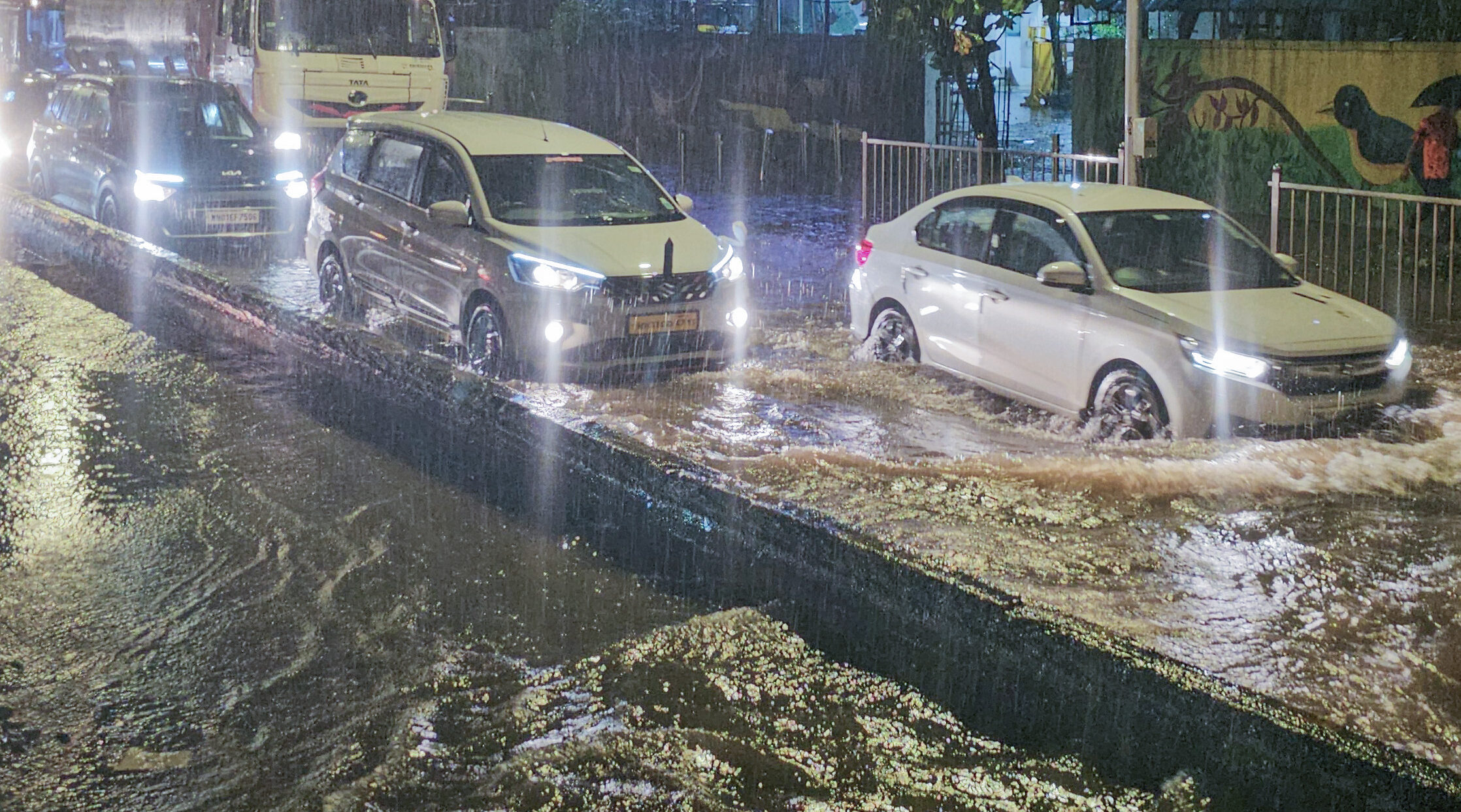 Dubai Flights Cancelled, Schools And Offices Shut Due To Heavy Rains