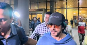 Amid Reports Of Accident Shah Rukh Khan Looks Hale And Hearty