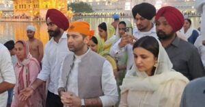 Parineeti Chopra And Raghav Chadha Seek Blessings At The Golden Temple