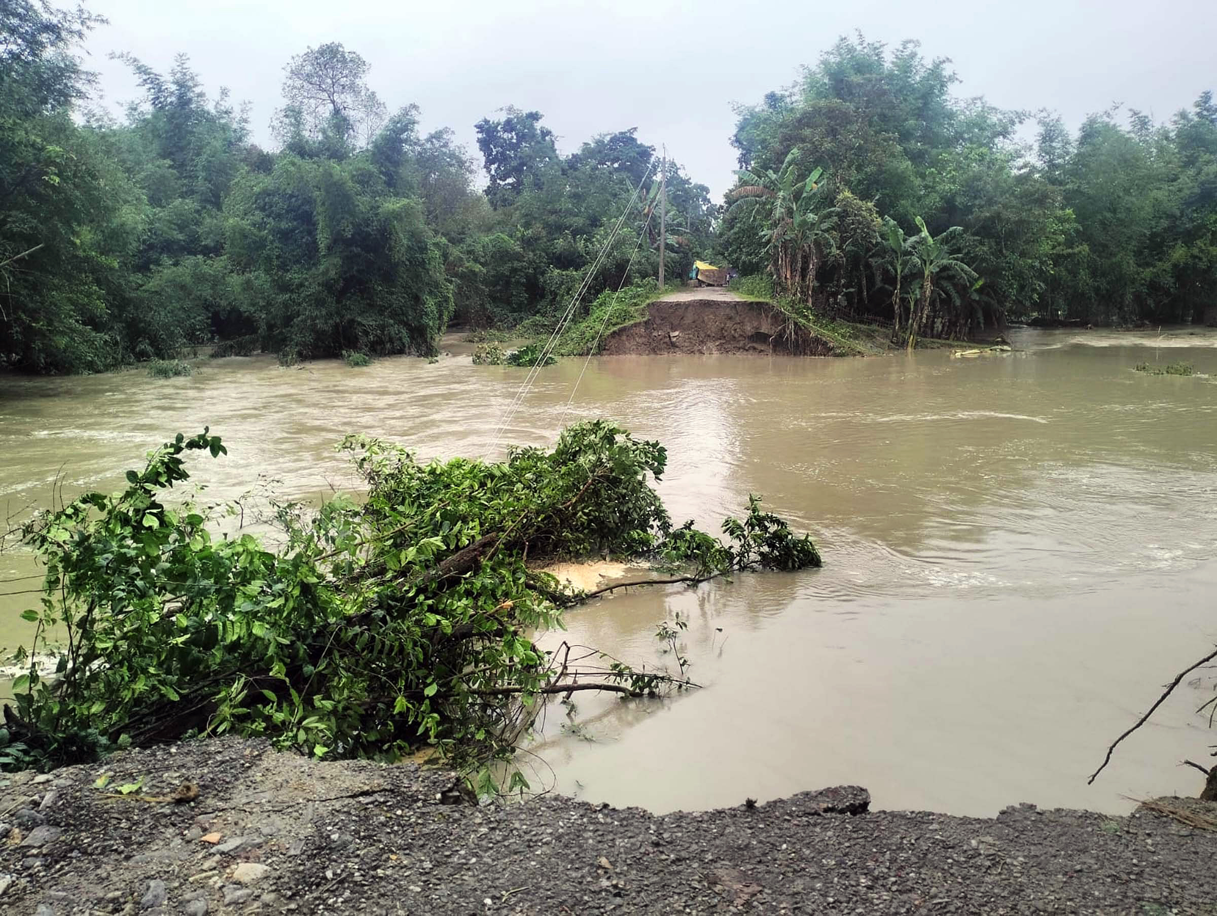 Assam: Brahmaputra in spate; houses submerged in Morigaon, 120 villages affected