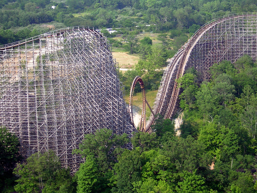 5 of the Most Dangerous Amusement Park Rides Ever Opened