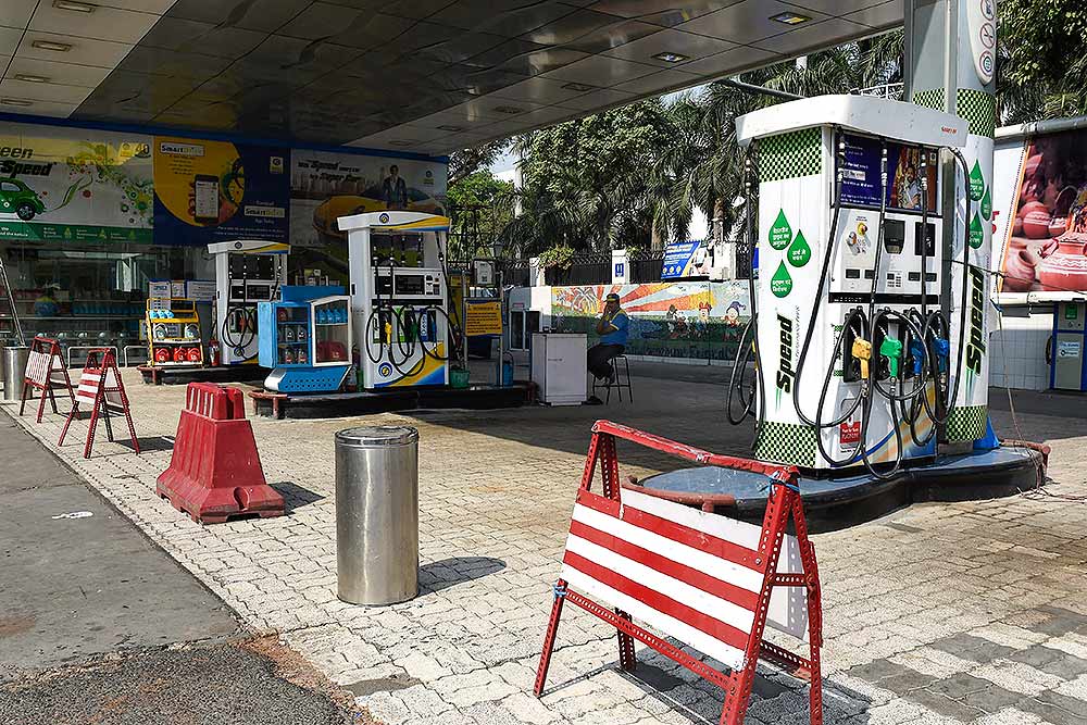 Petrol Pump dealers’ protest continues, huge losses expected