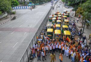 Bengaluru bandh over Cauvery dispute sees partial response