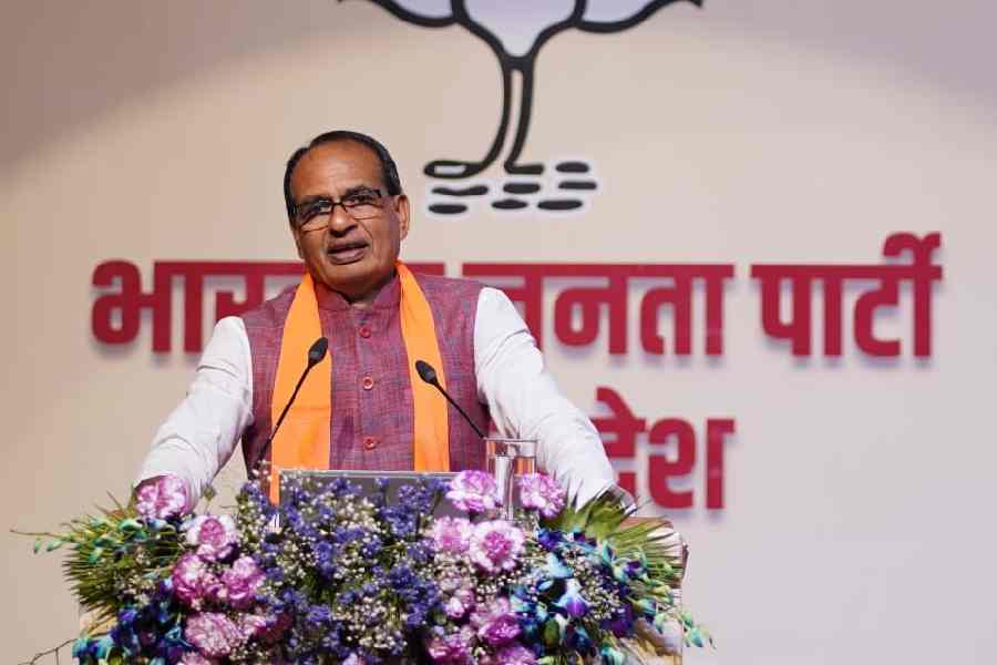 MP CM says committee to be set up to frame journalists’ protection law