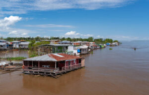 Arrah resident builds floating house to beat flood threat