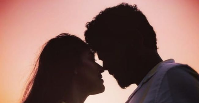 Nayanthara And Vignesh Shivan’s PDA On Social Media Sets Major Couple Goals 