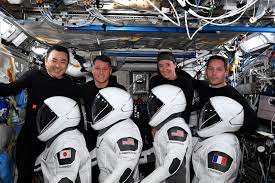 SpaceX Capsule safely brings Four Astronauts home after Six-month ISS mission