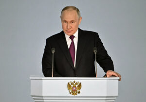 Vladimir Putin Confronts AI Version, Stumped by Question on Artificial Intelligence Dangers