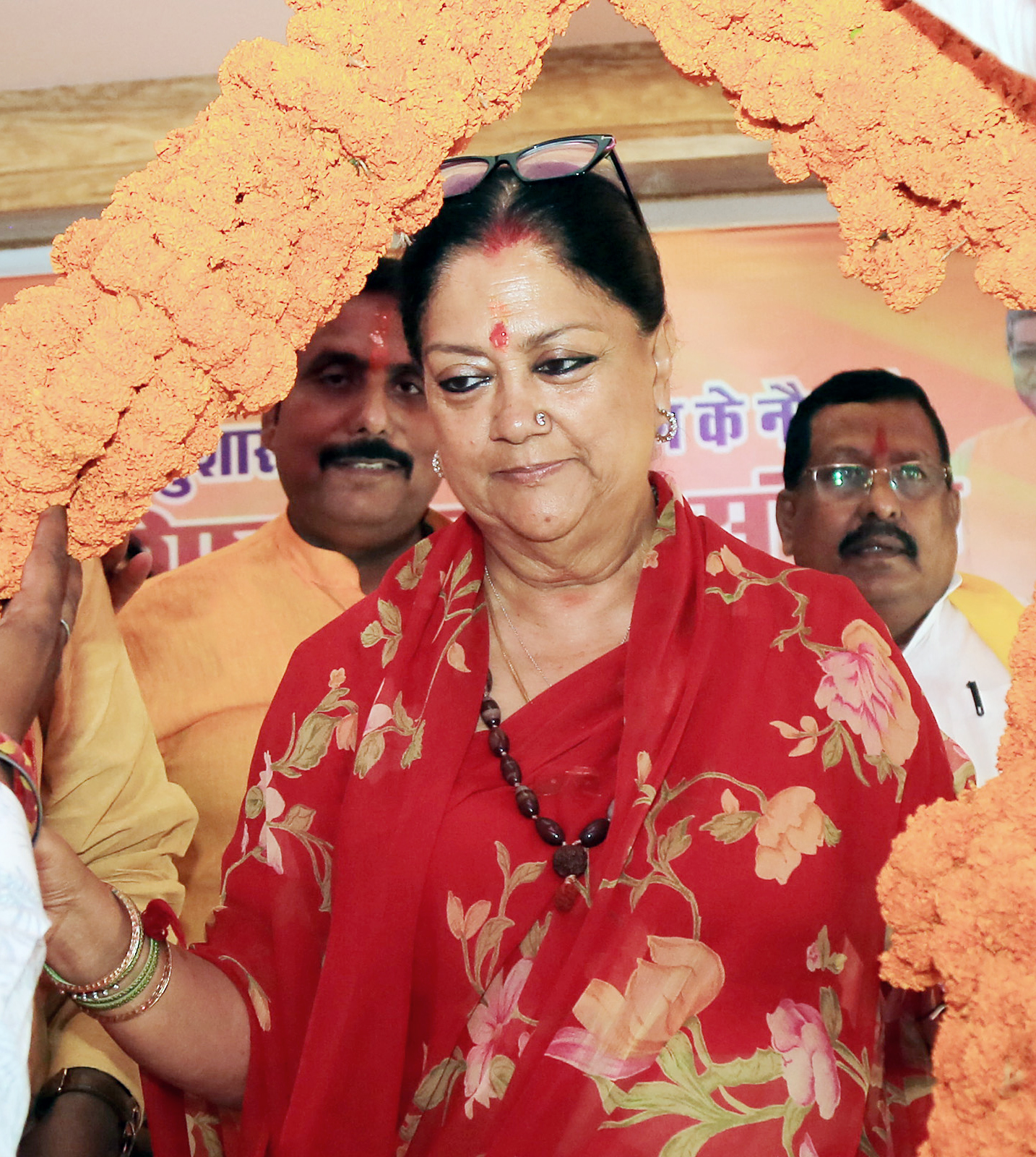 Vasundhara Raje seeks blessings for BJP’s 3rd Parivartan Yatra