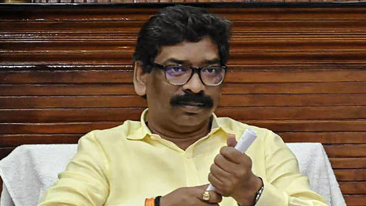 Jharkhand HC defers Hemant Soren’s plea against ED summons to Oct 13