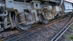 Local train derails, no casualty; suburban train operations hit