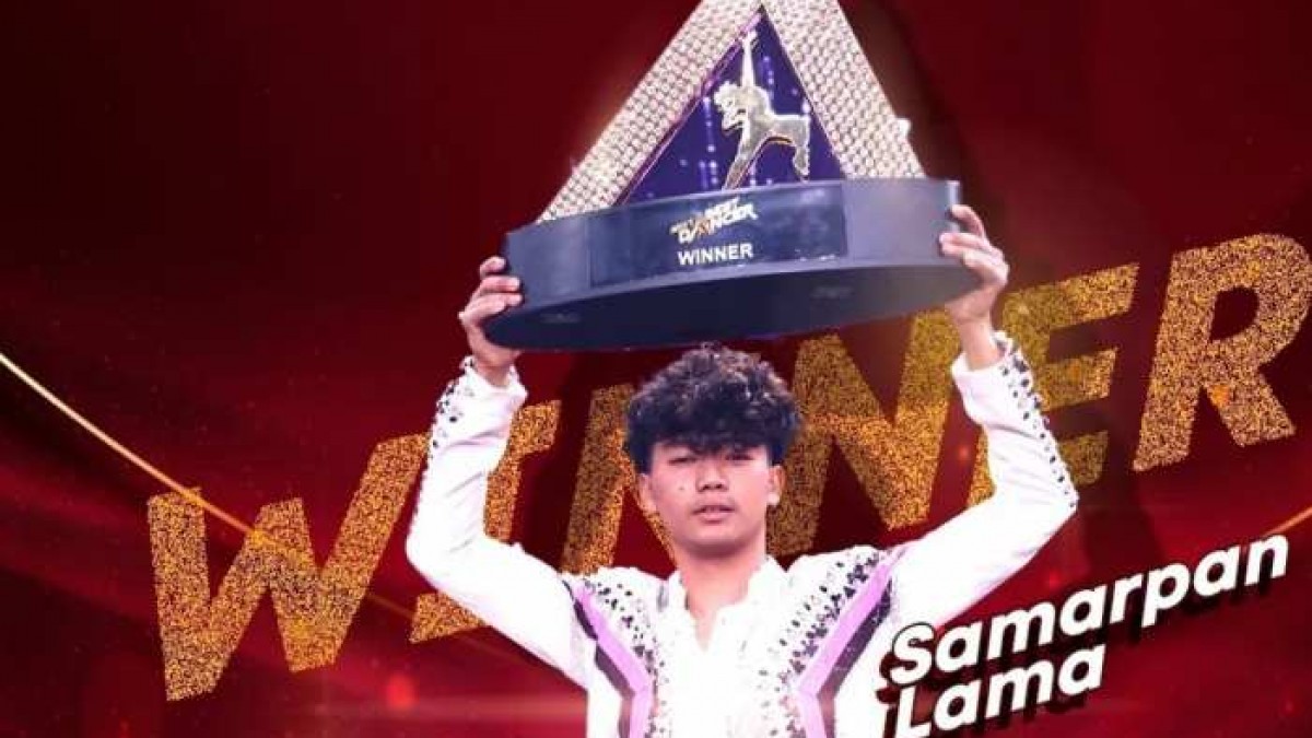 Samarpan Lama lifts the winner trophy of India’s Best Dancer