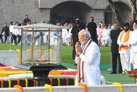 PM Modi pays homage to Mahatma Gandhi at Rajghat