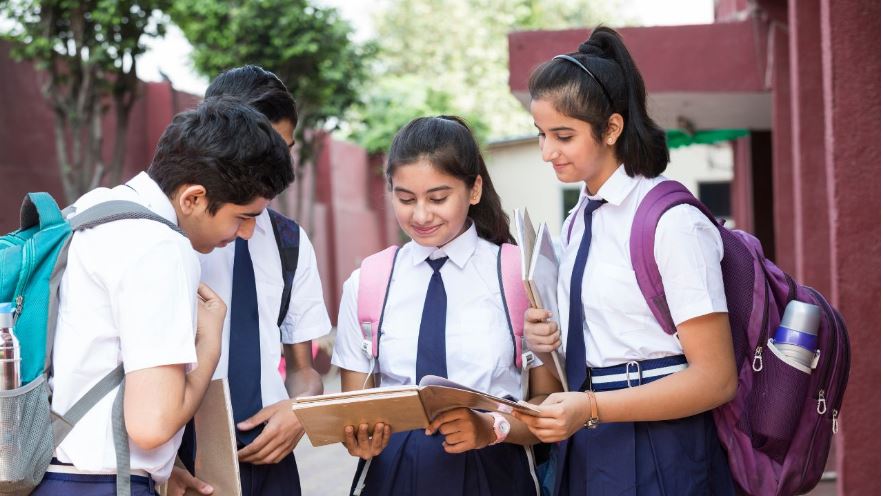 Physical classes halt in Delhi schools till Nov 10