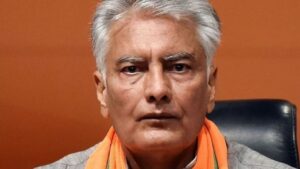 Punjab BJP chief Jakhar criticizes AAP for taking credit on national schemes