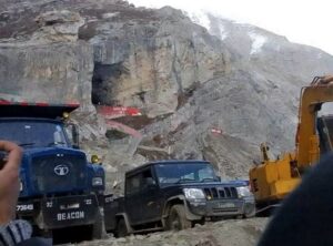 BRO clarifies amid controversy over Amarnath ji cave access