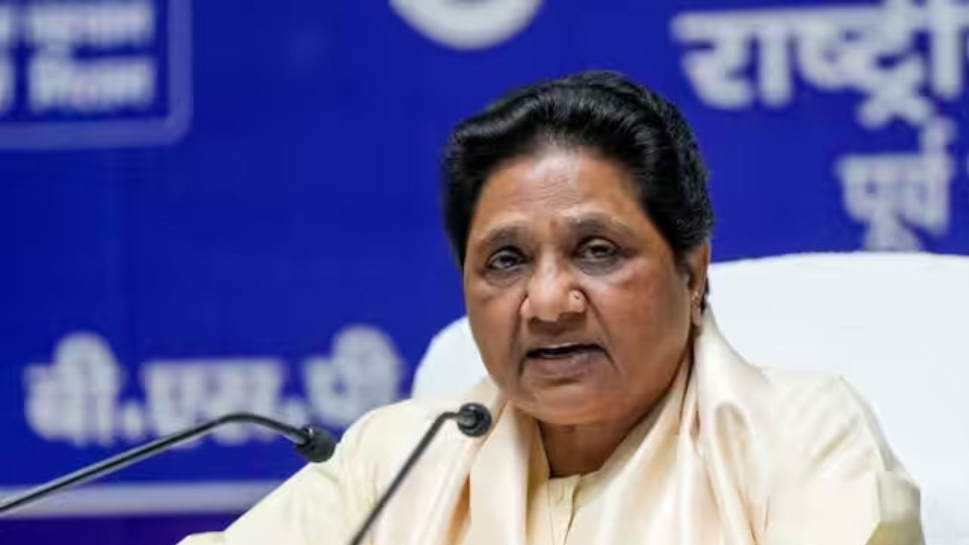 BSP chief Mayawati claims that the Cong did not implement the Mandal commission report in Telangana