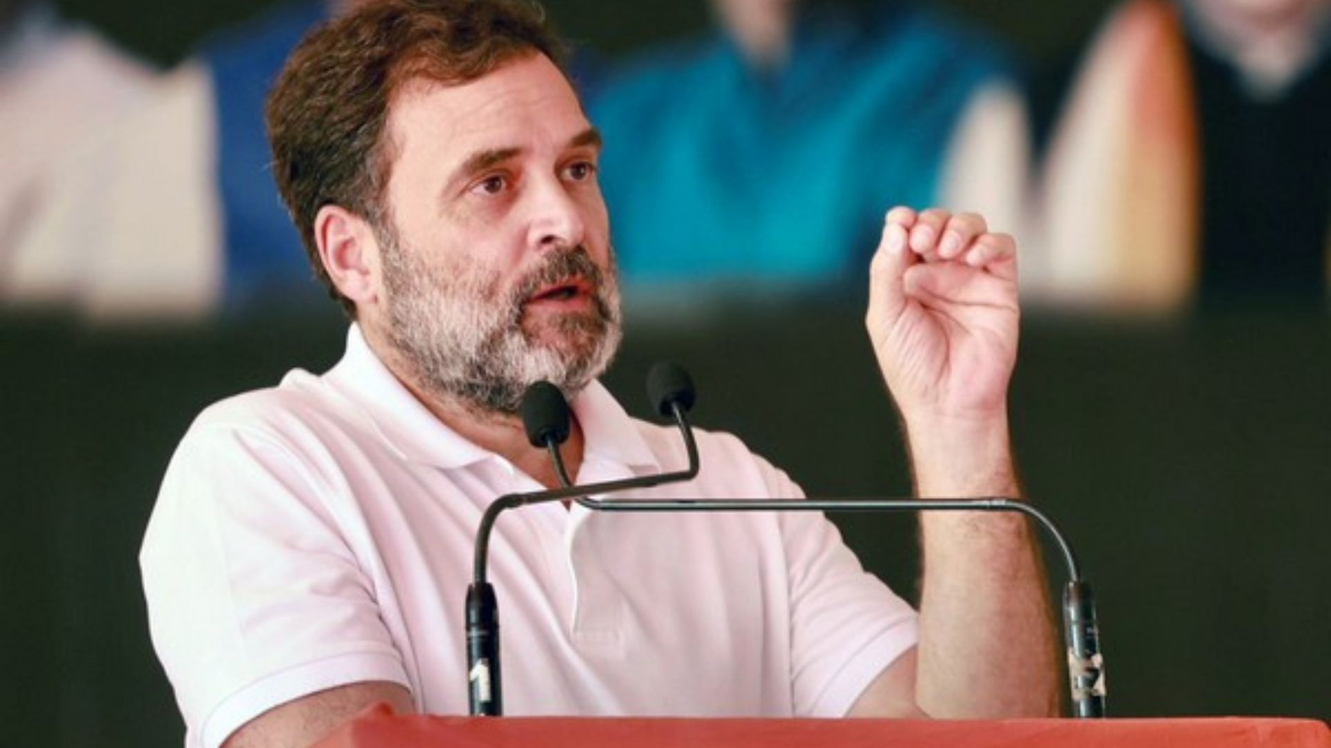 ECI issues show cause notice to Rahul Gandhi