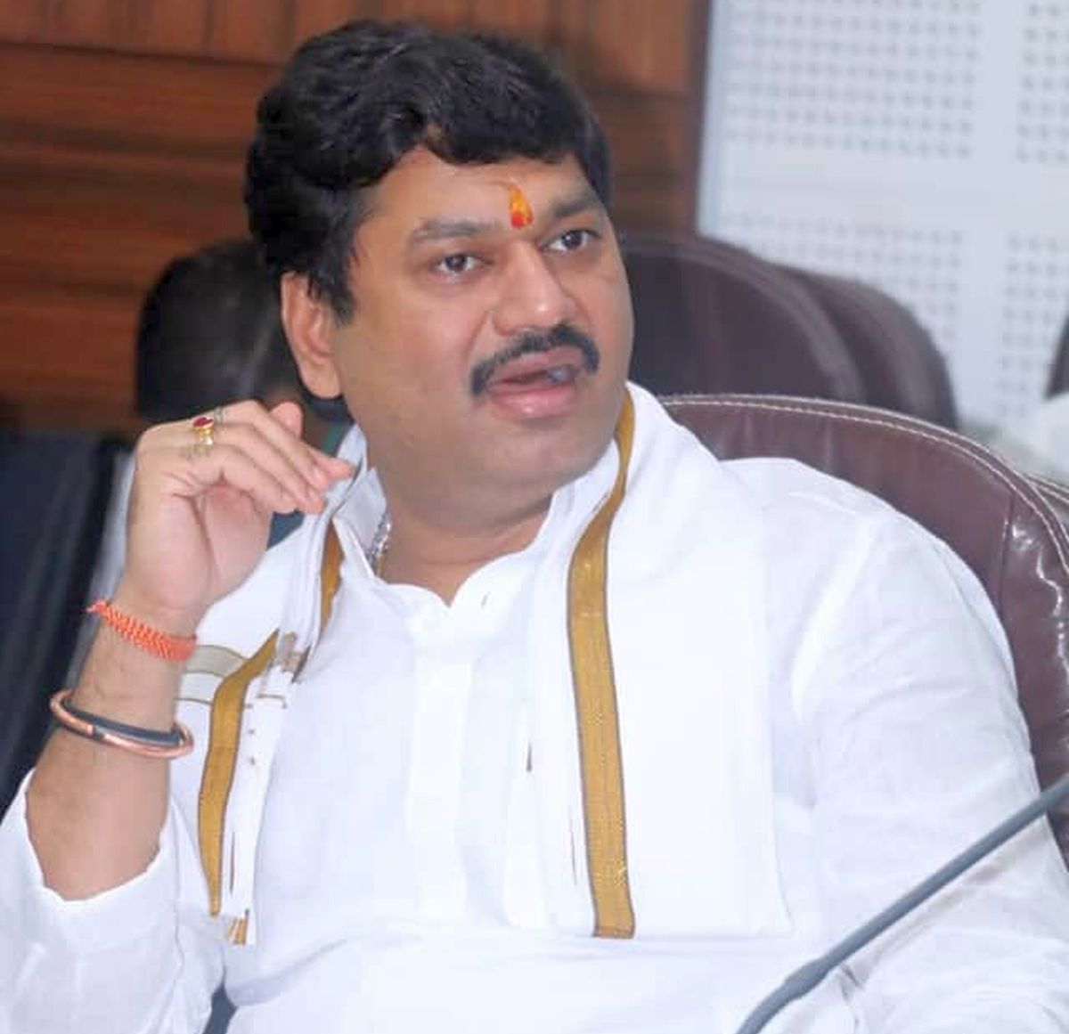 Maharashtra minister Dhananjay Munde tests positive for coronavirus