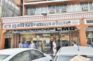 A Gastronomic Journey Through Time: Exploring Historical Food Shops in Jaipur