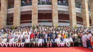 Pro-Vidarbha activist raises slogans in press gallery of Maharashtra assembly