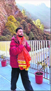 Bigg Boss OTT 2 winner Elvish Yadav visits Vaishno Devi temple amid controversy