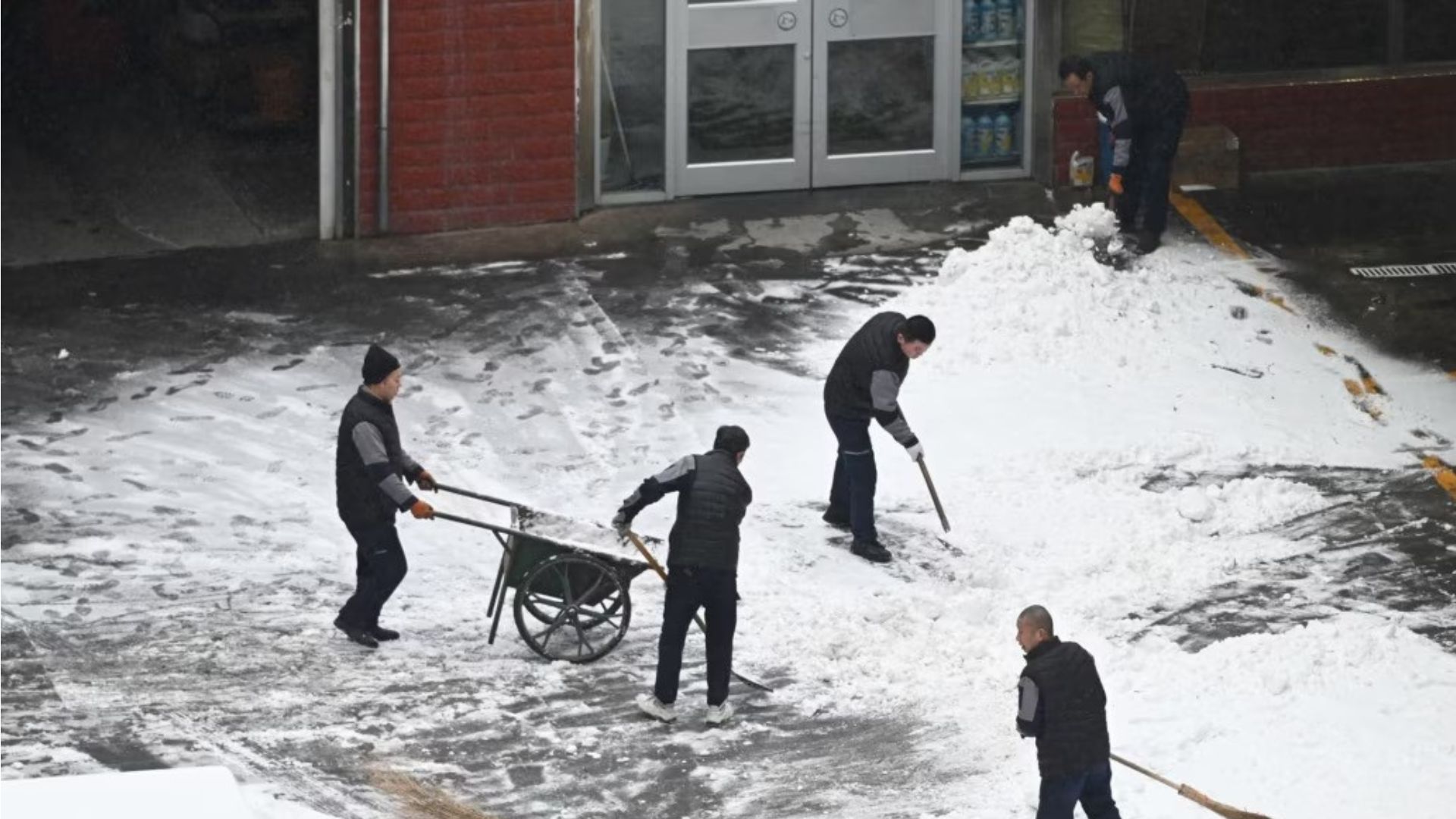 Winter Spell: Beijing records longest cold wave since 1951