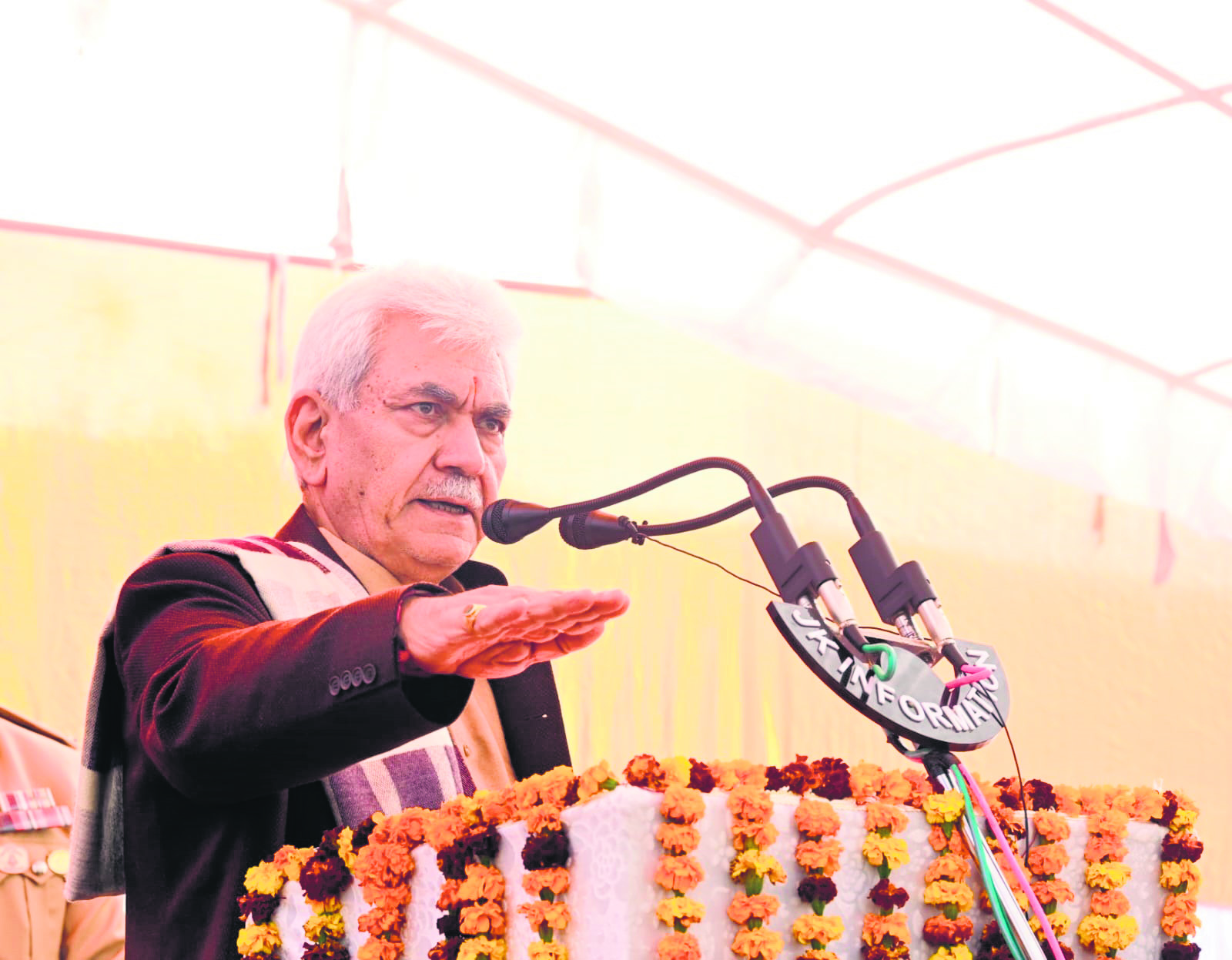 LG Manoj Sinha leads Viksit Bharat Sankalp Yatra in Samba