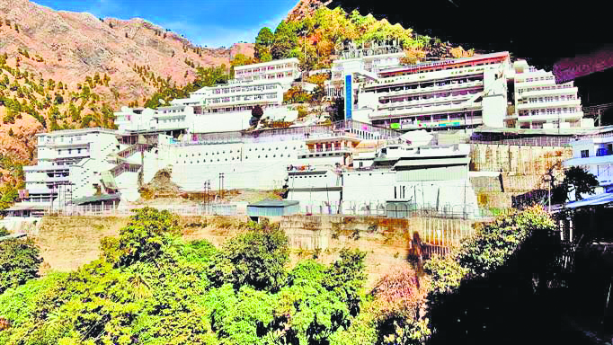 Vaishno Devi Temple in Katra records decade-high pilgrim attendance