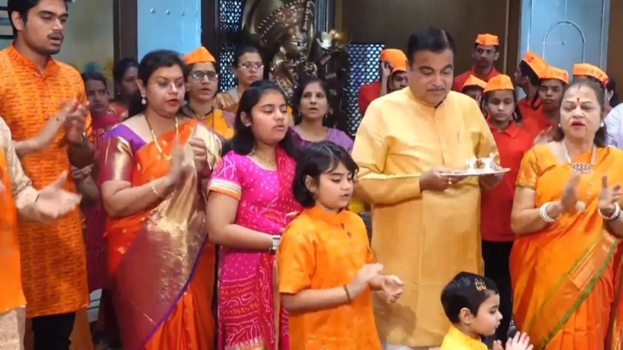 Nitin Gadkari leads spiritual celebration in Nagpur on occasion of Pran Pratishtha