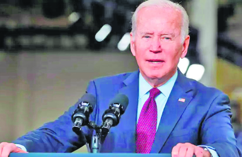 Joe Biden Guided Off Stage By Barack Obama At LA Event, Sparks Embarrassment Online