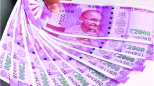 Value of Rs 2000 banknotes in circulation down to Rs 8202 cr: RBI