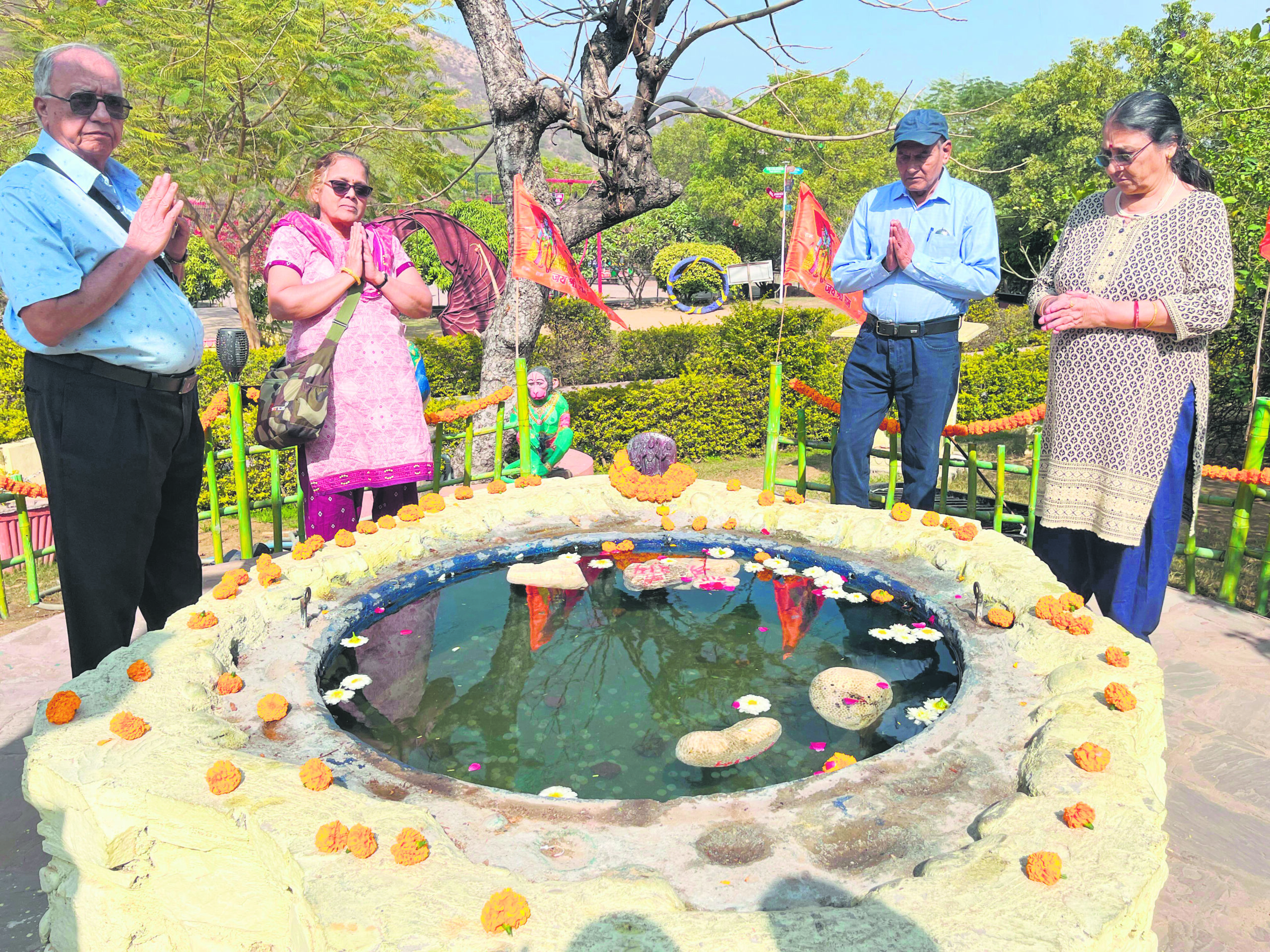 Sacred Marvels: Pooja for Ram Setu’s Floating Stones and Unveiling of Ram Darbar at Khazana Mahal