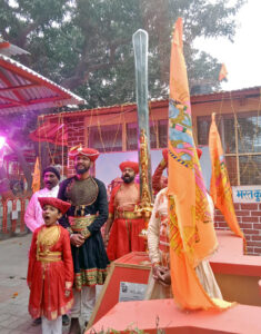 Maharashtra devotees offer giant 7-foot sword, weighing 80 kg to Ram Lalla