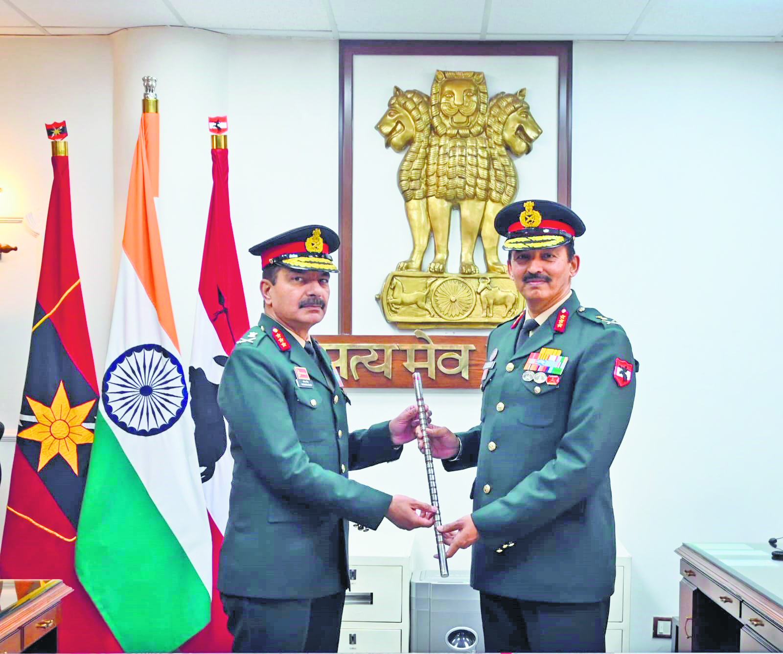 Lt Gen Nagedra Singh takes over as a new commander of Chetak Corps