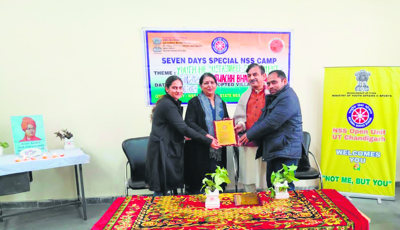 NSS open unit concludes special camp at Dhanas