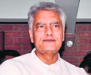 BJP’s Sunil Jakhar writes to Governor, seeks probe against Punjab minister