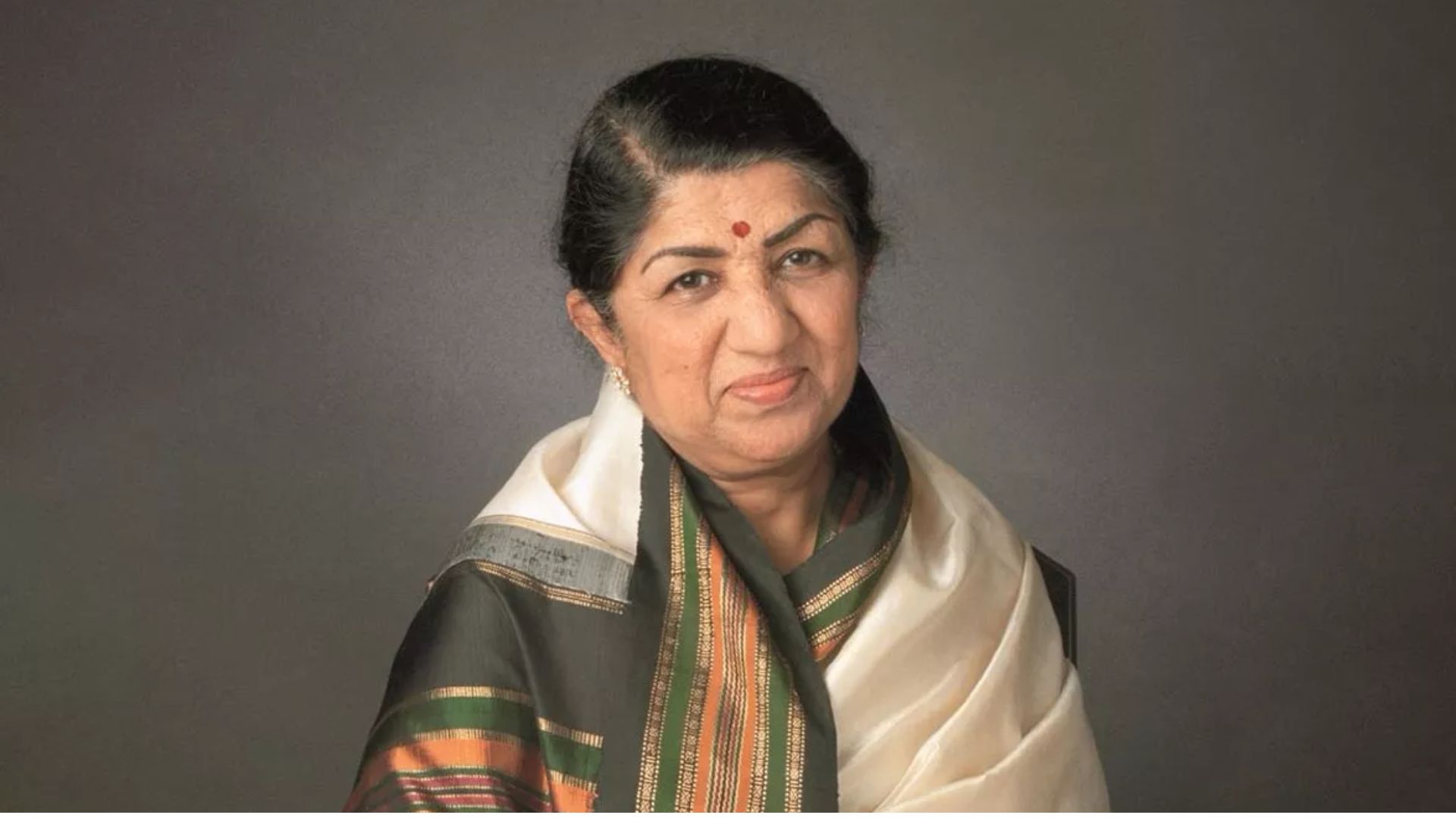 “Our beloved Lata Didi will be missed”, says PM Modi, shares shlok by iconic singer