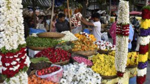 Flower prices dropped in Kanchipuram, Pongal ahead