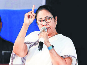 Mamata snubs Congress, to contest all Bengal LS seats