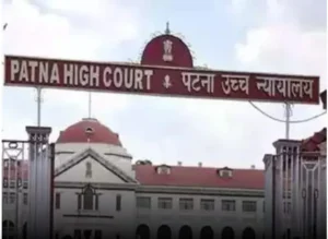 Patna High Court Dismissed PIL Filed By Science Teacher Seeking Exemption From LLB Classes Due To Employment